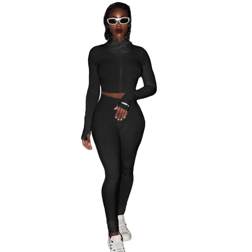 Chic Fitness Tracksuit Embroidered Crop