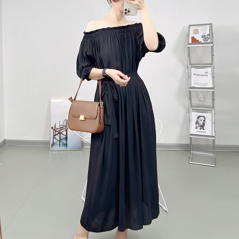 Slim Looking off-Shoulder Minimalist-Style Solid Color Pleated Dress PAP SHOP 42